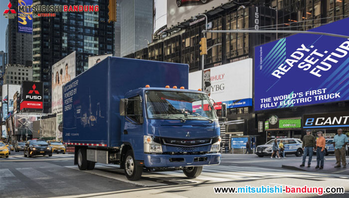  Truk  Listrik Mitsubishi Fuso Menampakan Diri Mitsubishi 