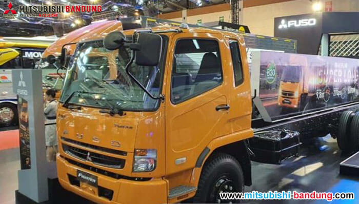 Truk Listrik Mitsubishi Fuso Menampakan Diri