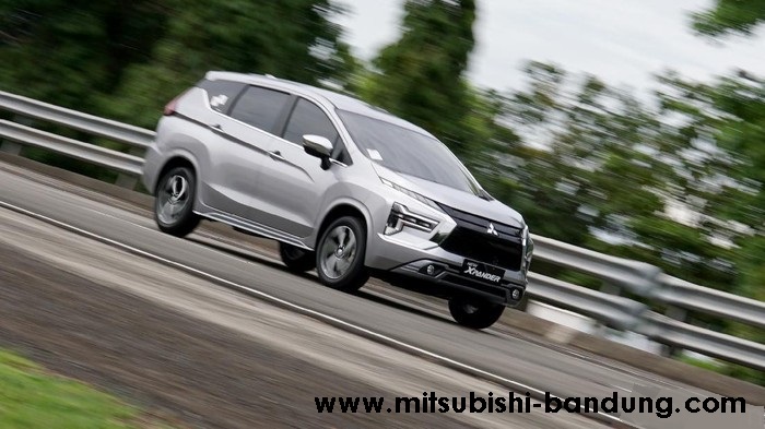 Xpander-Facelift-Bertransmisi-CVT-gagah