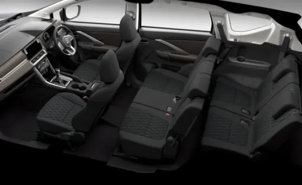 xpander-new-horizontal-axis-design-dashboard-sport